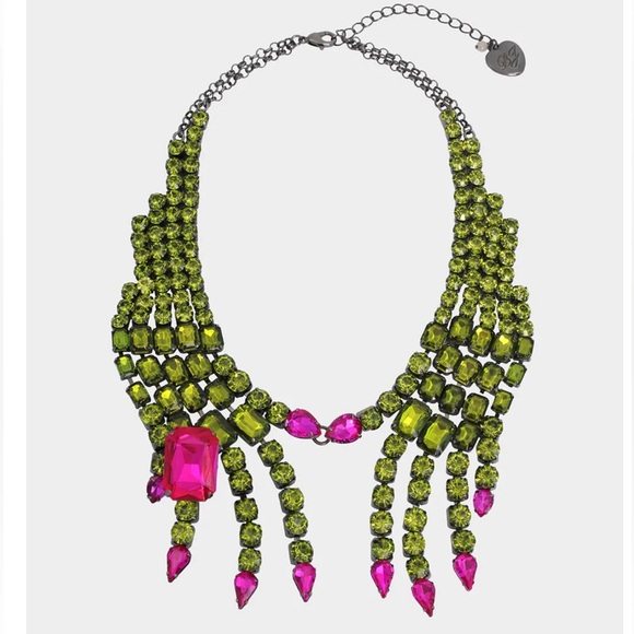 Betsey Johnson Jewelry - NWT ⚜️💖⚜️ BETSEY JOHNSON RICH WITCH BIB NECKLACE IN GREEN